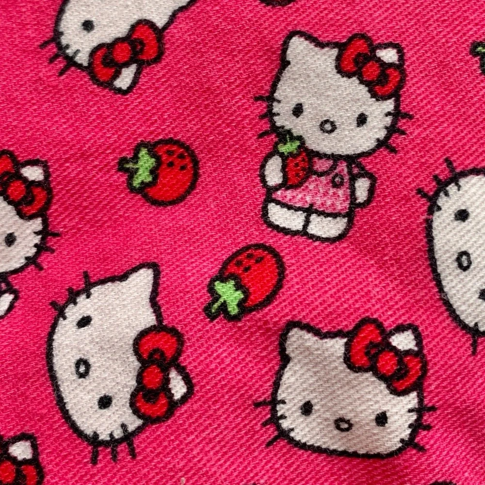 2013 Hello Kitty Strawberries Baby Toddler Pink & White Striped Bucket Sun Hat